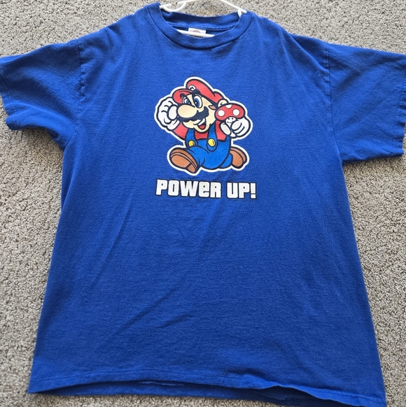 Mario Mens Size M Tshirt - Picture 1 of 3